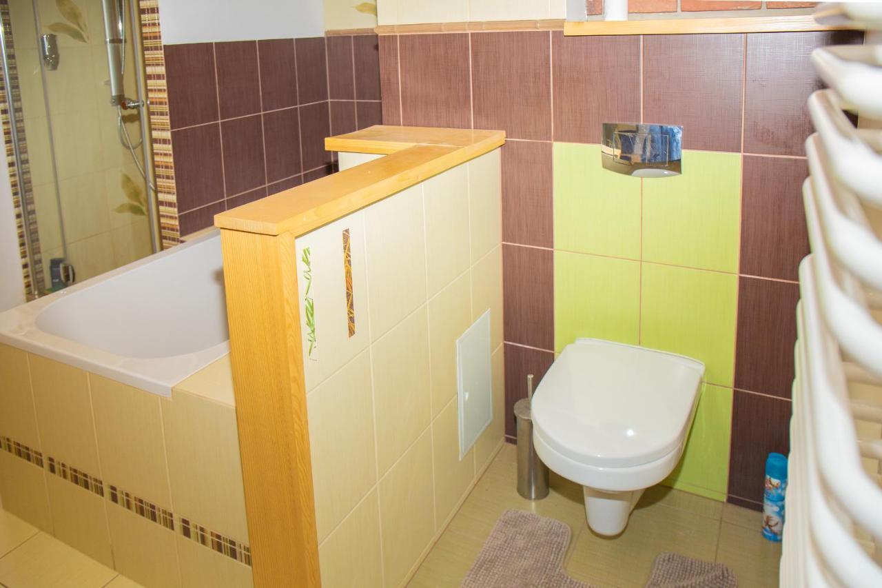 Pola Hostel